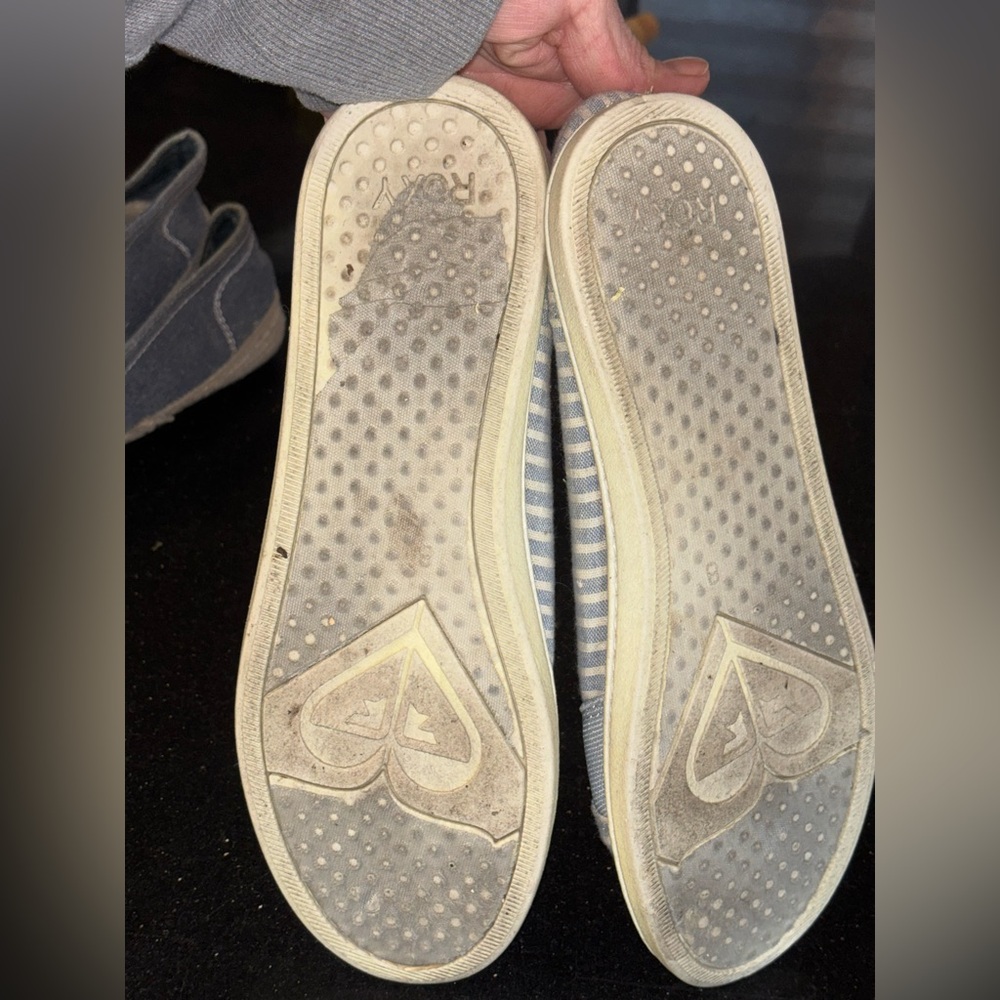 Roxy Minnow VII striped casual slip-on shoes - Picture 5 of 6